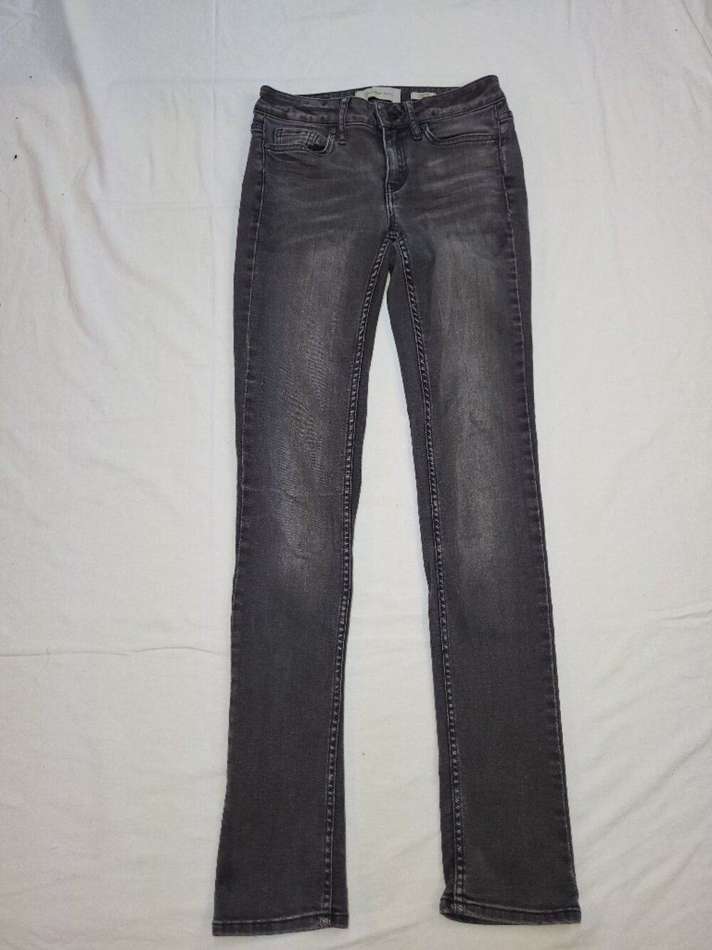 Calvin Klein Jeans Ultimate Skinny Gray Black Wash Jeans 26x32